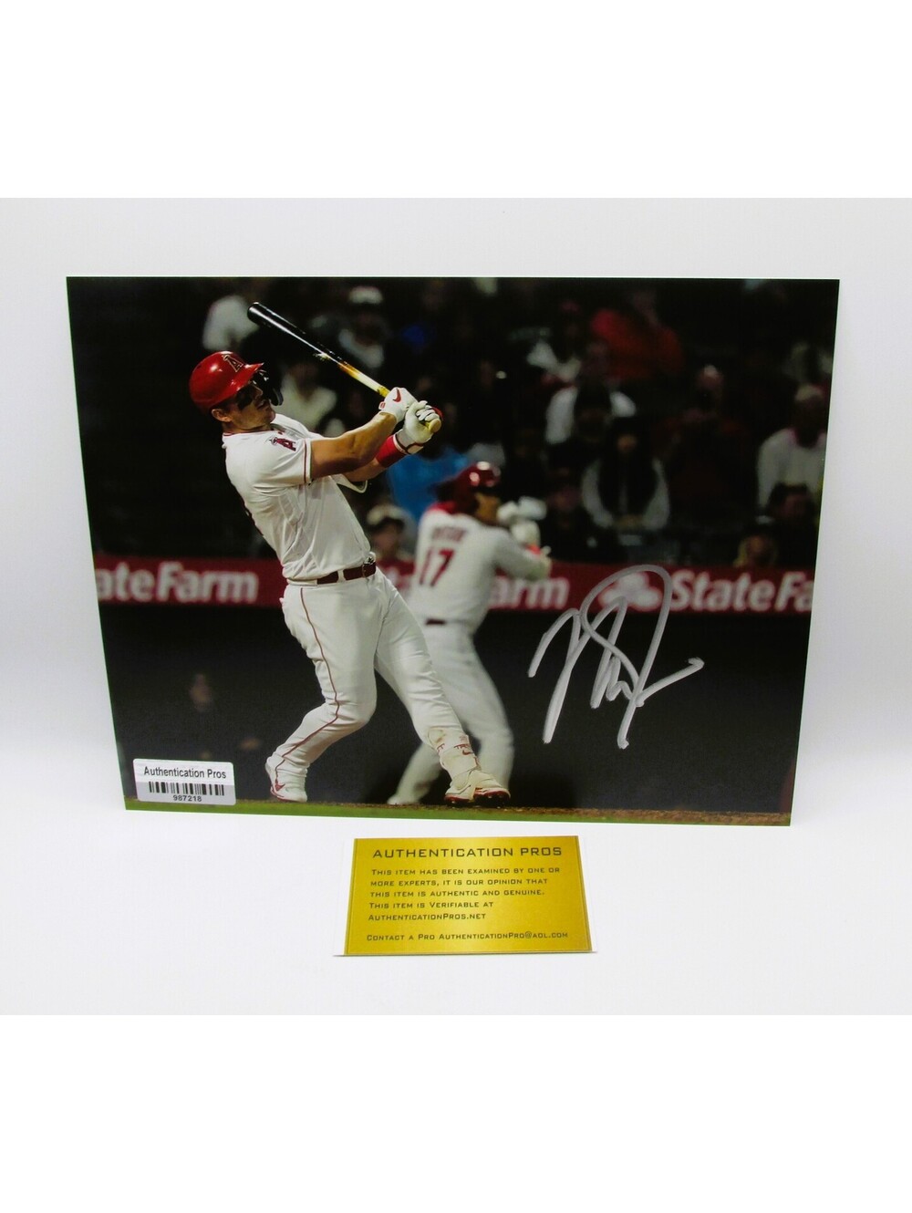 Mike Trout Signed 8x10 Photo With COA (987218) (Angels)